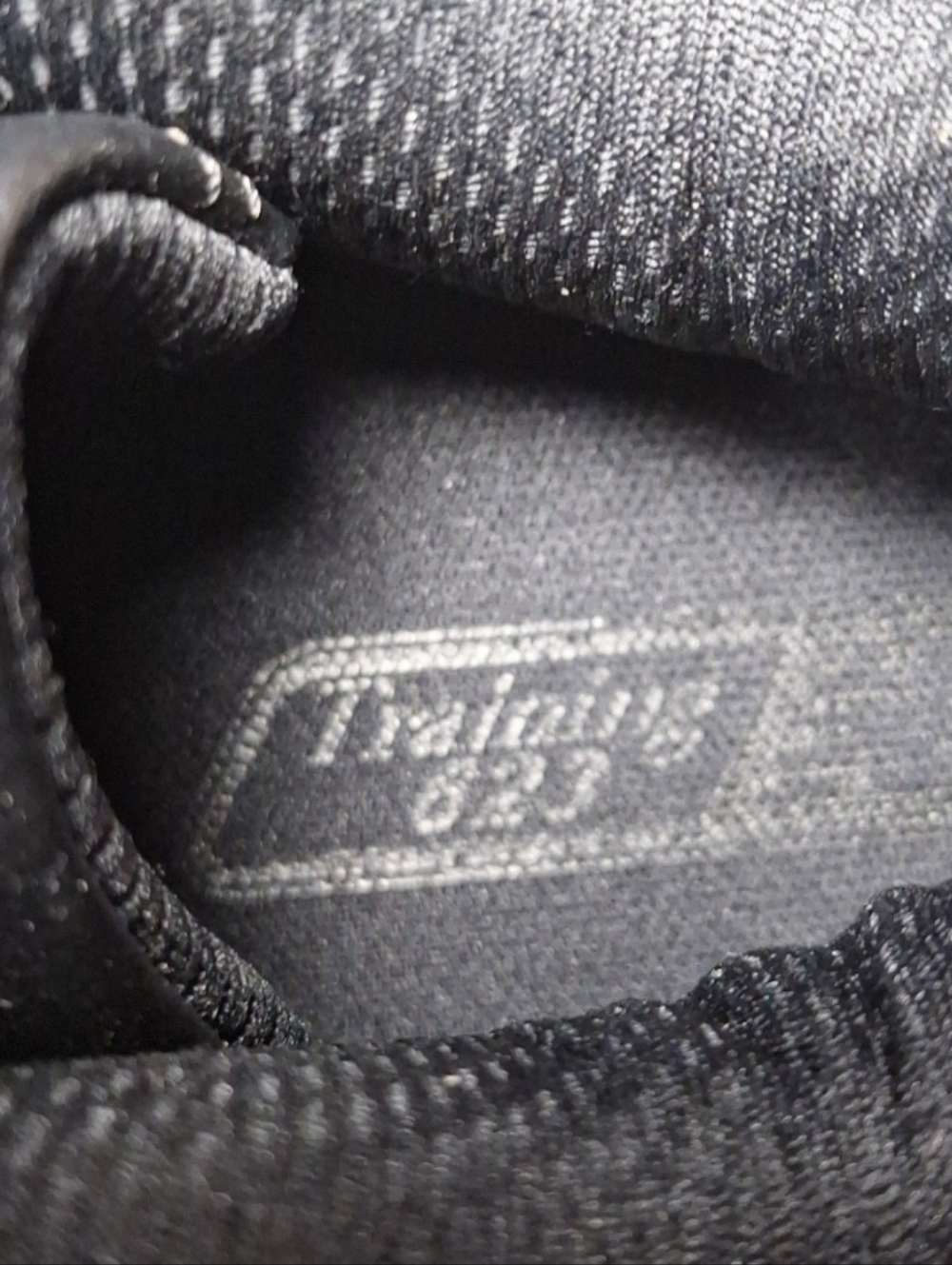 New Balance Men’s Black Leather Walking Shoes - SureGrip - Picture 6 of 13